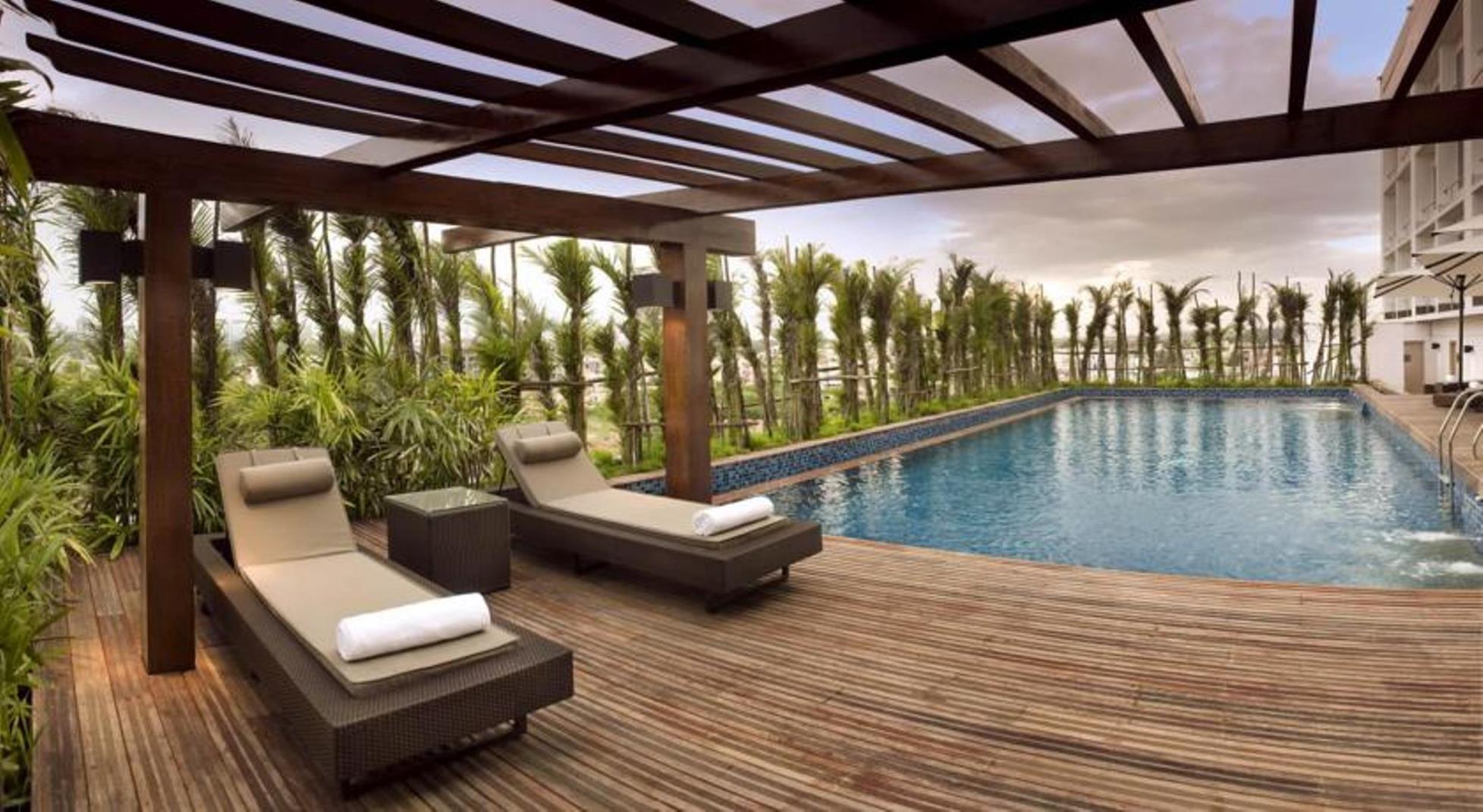 Radisson Blu Bengaluru Outer Ring Road Hotel Exterior foto